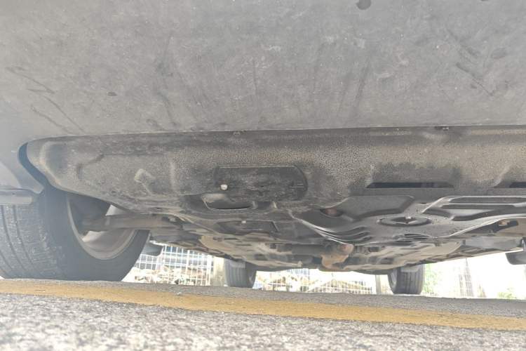 Used Jeep Cherokee 2016 2.4L Superior Edition Chassis Front