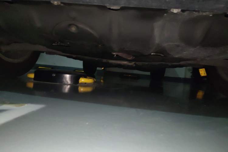 Used Jeep Cherokee 2016 2.4L Professional Smart Version Chassis Front