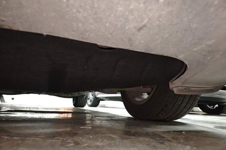 Used Jeep Cherokee 2016 2.4L Leading Edition Chassis Front Left