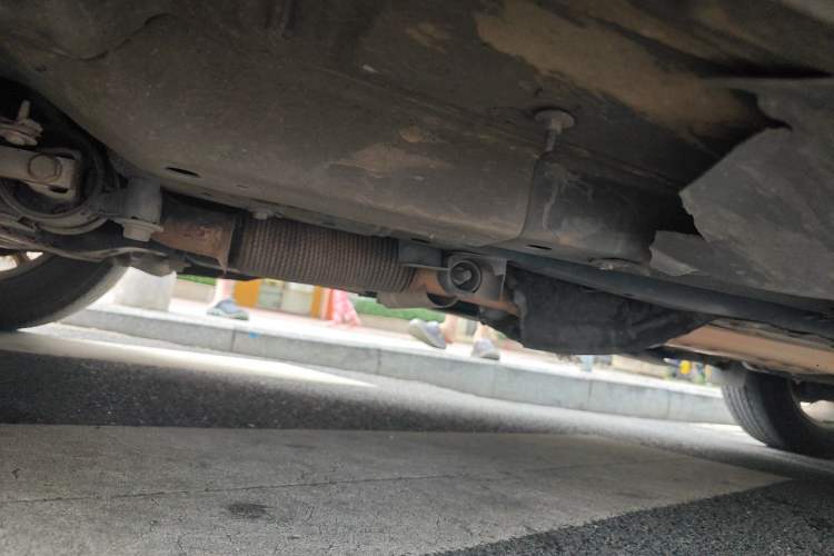 Used Jeep Cherokee 2016 2.4L Professional Smart Version Chassis Front Left