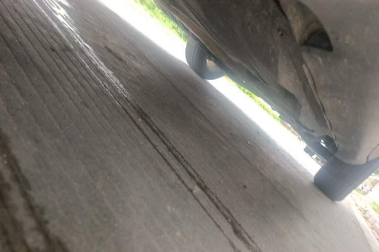 Used Jeep Cherokee 2016 2.0L Superior Edition Chassis Front Left