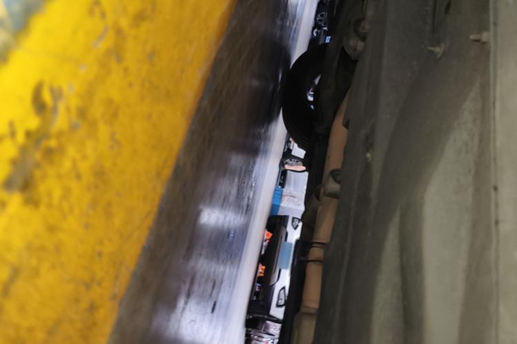 Used Jeep Cherokee 2016 2.0L Superior Edition Chassis Front Left