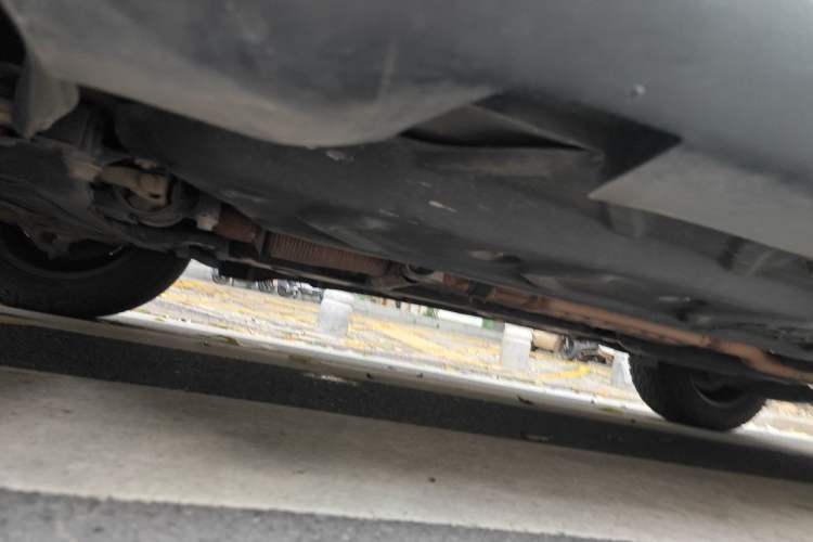 Used Jeep Cherokee 2016 2.4L Professional Smart Version Chassis Front Left