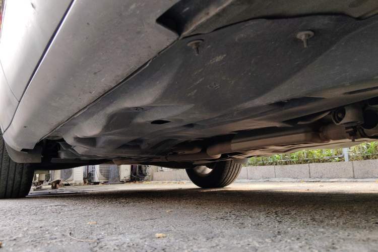 Used Jeep Cherokee 2016 2.0L Superior Edition Chassis Front Right