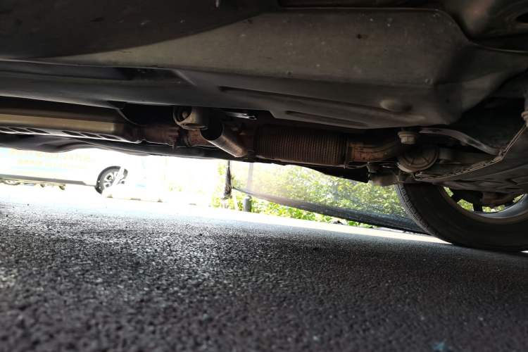 Used Jeep Cherokee 2016 2.4L Professional Smart Version Chassis Front Right