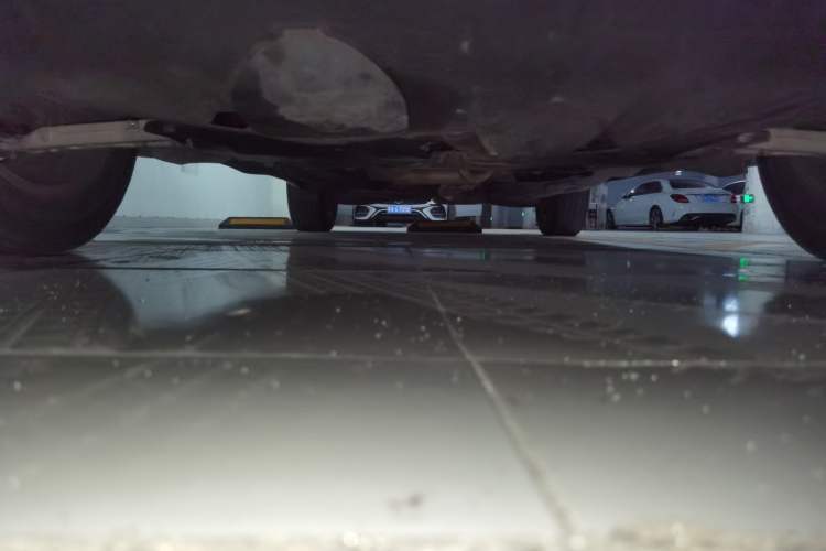 Used Jeep Cherokee 2016 2.4L Professional Smart Version Chassis Front Right