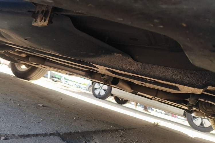 Used Jeep Cherokee 2016 2.4L Leading Edition Chassis Front Right