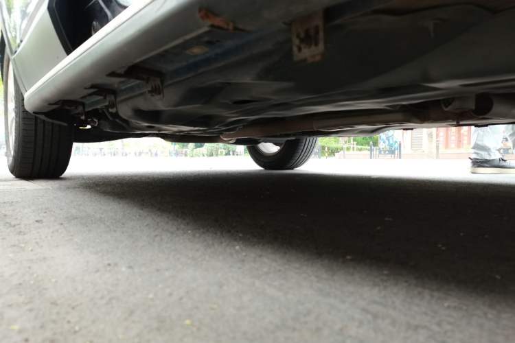 Used Jeep Cherokee 2016 2.4L Professional Edition Chassis Front Right