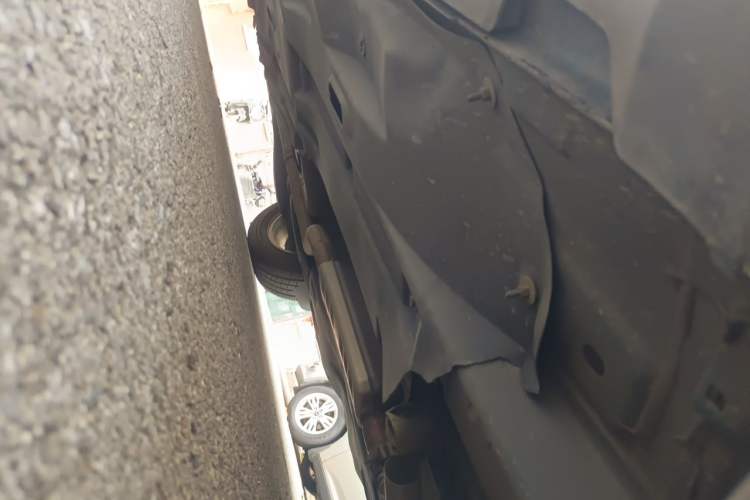 Used Jeep Cherokee 2016 2.4L Leading Edition Chassis Front Right