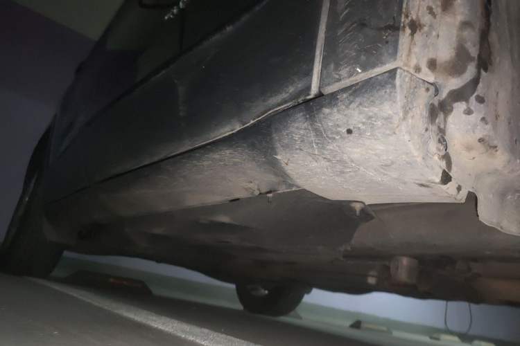 Used Jeep Cherokee 2016 2.0L Superior Edition Chassis Front Right