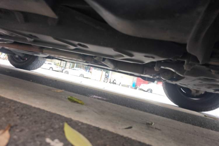 Used Jeep Cherokee 2016 2.4L Professional Smart Version Chassis Front Right