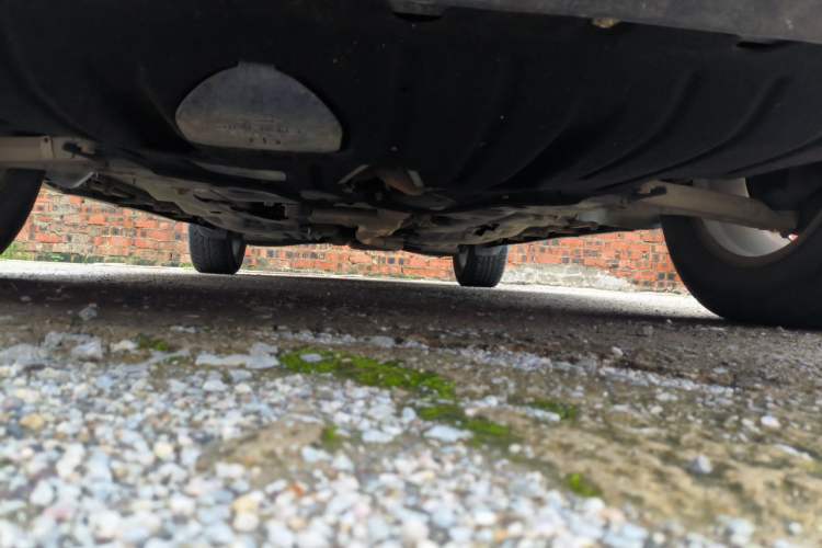 Used Jeep Cherokee 2016 2.4L Professional Edition Chassis Front