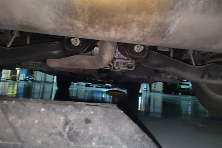 Used Jeep Cherokee 2016 2.4L Professional Smart Version Chassis Rear
