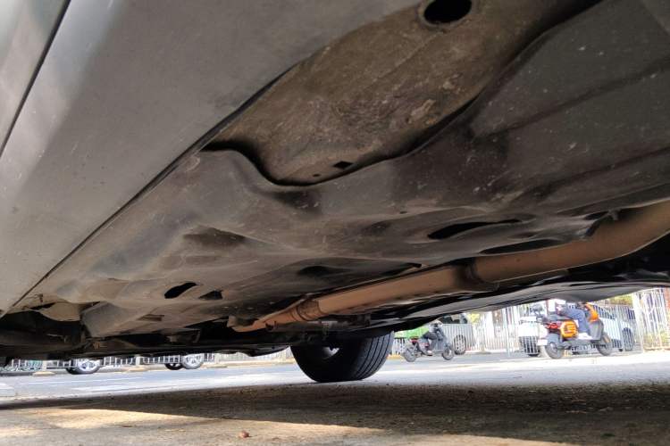 Used Jeep Cherokee 2016 2.0L Superior Edition Chassis Rear Left