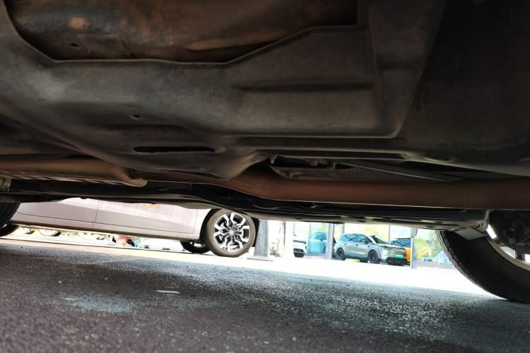 Used Jeep Cherokee 2016 2.4L Professional Smart Version Chassis Rear Left