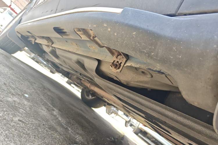 Used Jeep Cherokee 2016 2.4L Superior Edition Chassis Rear Left