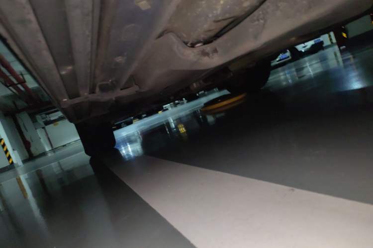 Used Jeep Cherokee 2016 2.4L Professional Smart Version Chassis Rear Left