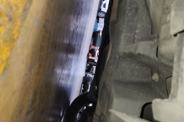 Used Jeep Cherokee 2016 2.0L Superior Edition Chassis Rear Left