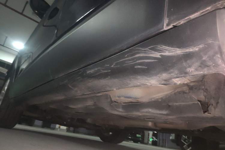 Used Jeep Cherokee 2016 2.0L Superior Edition Chassis Rear Left