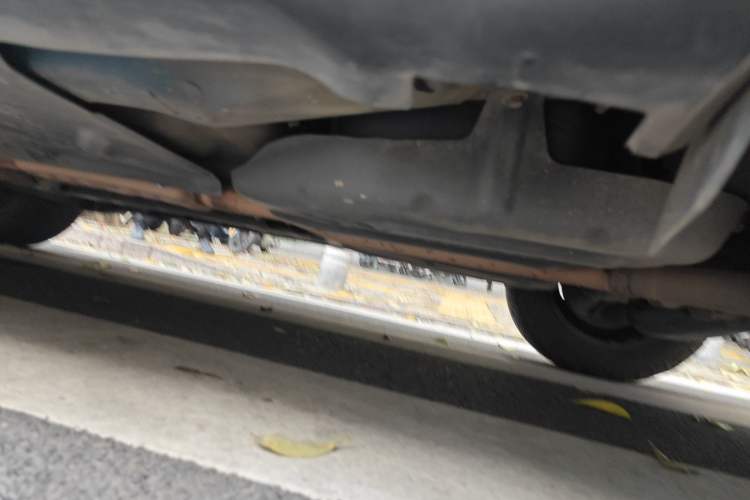 Used Jeep Cherokee 2016 2.4L Professional Smart Version Chassis Rear Left