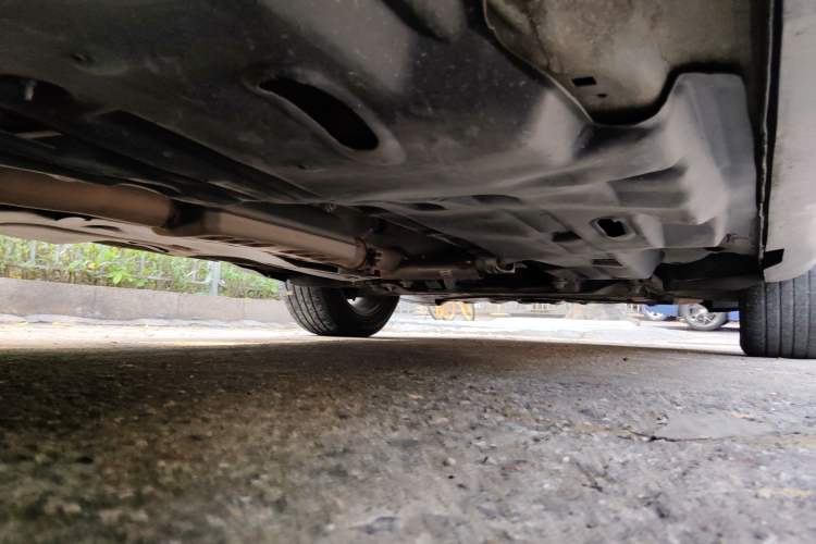 Used Jeep Cherokee 2016 2.0L Superior Edition Chassis Rear Right