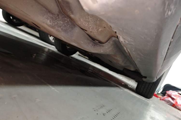Used Jeep Cherokee 2016 2.4L Leading Edition Chassis Rear Right
