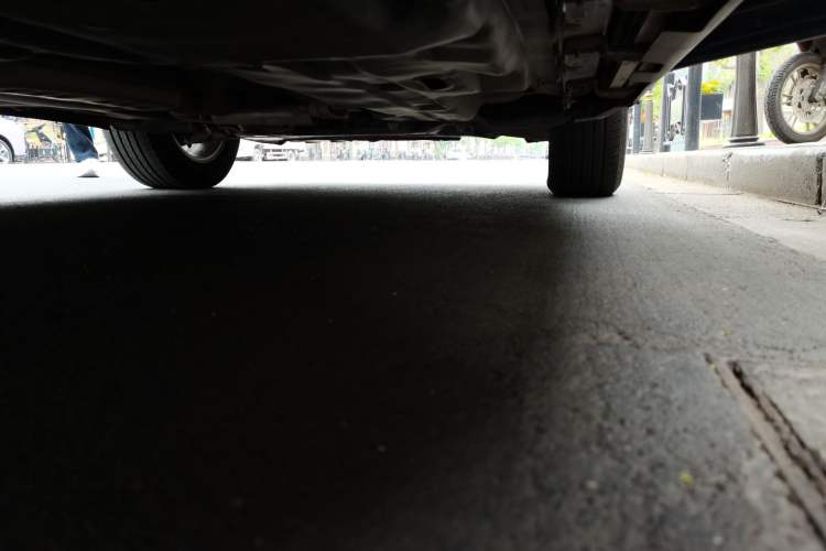 Used Jeep Cherokee 2016 2.4L Professional Edition Chassis Rear Right