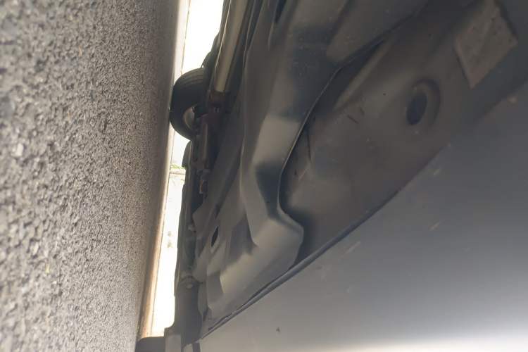Used Jeep Cherokee 2016 2.4L Leading Edition Chassis Rear Right