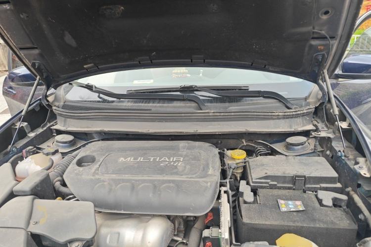 Used Jeep Cherokee 2016 2.4L Professional Smart Version Engine Bay