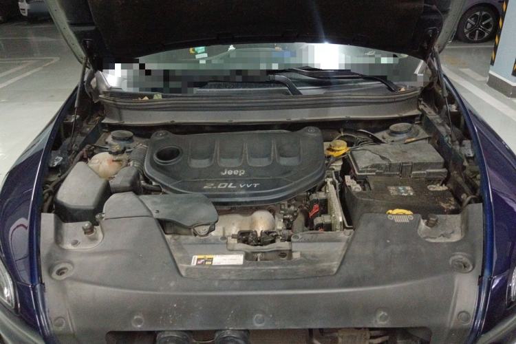 Used Jeep Cherokee 2016 2.0L Superior Edition Engine Bay