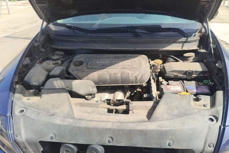 Used Jeep Cherokee 2016 2.4L Leading Edition Engine Bay