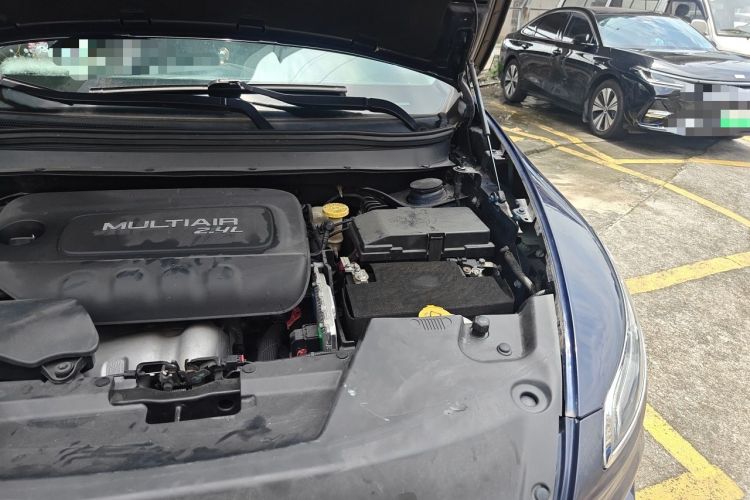 Used Jeep Cherokee 2016 2.4L Superior Edition Engine Bay Left
