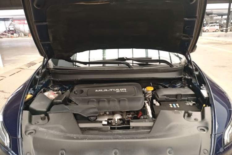 Used Jeep Cherokee 2016 2.4L Professional Smart Version Engine Bay