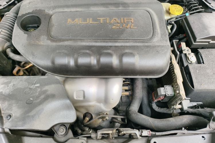 Used Jeep Cherokee 2016 2.4L Leading Edition Engine Bay