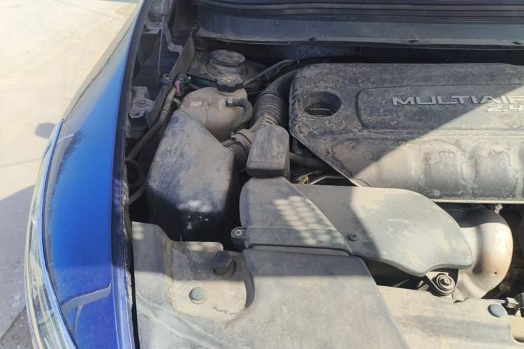 Used Jeep Cherokee 2016 2.4L Leading Edition Engine Bay Right
