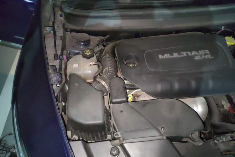 Used Jeep Cherokee 2016 2.4L Professional Smart Version Engine Bay Right