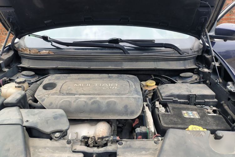 Used Jeep Cherokee 2016 2.4L Professional Edition Engine Bay