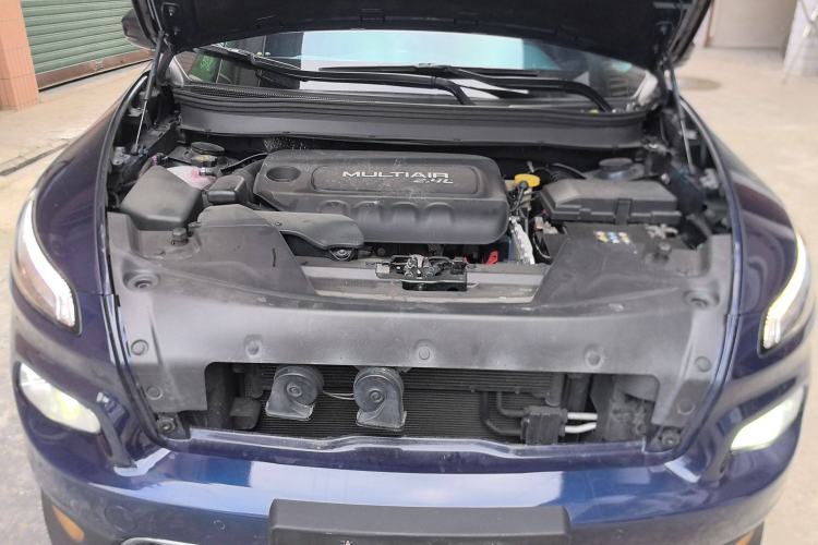 Used Jeep Cherokee 2016 2.4L Professional Smart Version Engine Bay