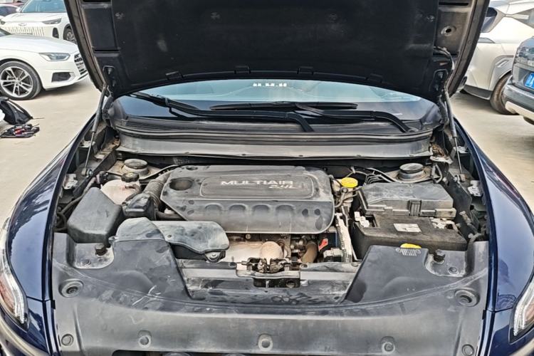 Used Jeep Cherokee 2016 2.4L Professional Edition Engine Bay