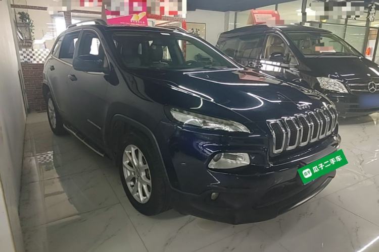 Used Jeep Cherokee 2016 2.4L Leading Smart Version Exterior 1