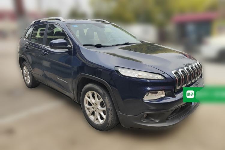 Used Jeep Cherokee 2016 2.4L Leading Edition Exterior 2