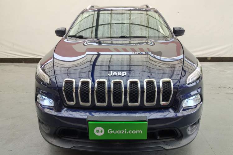 Used Jeep Cherokee 2016 2.0L Superior Edition Exterior 3