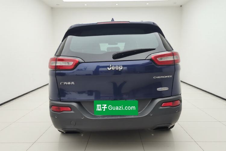 Used Jeep Cherokee 2016 2.4L Leading Edition Exterior 4