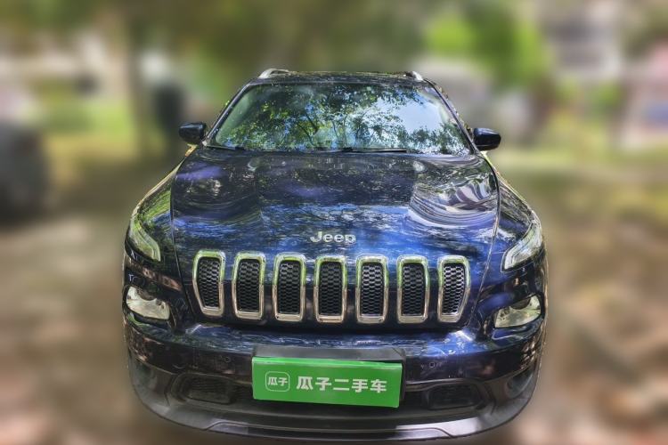 Used Jeep Cherokee 2016 2.0L Superior Edition Front