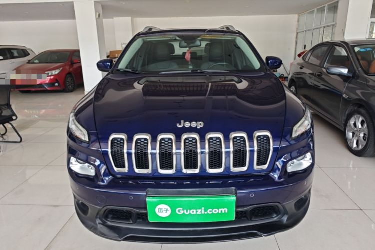Used Jeep Cherokee 2016 2.0L Superior Edition Front