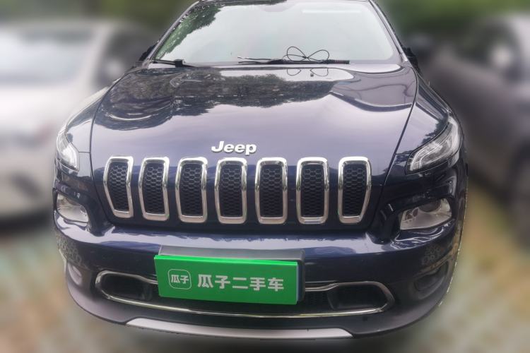 Used Jeep Cherokee 2016 2.4L Professional Smart Version Front