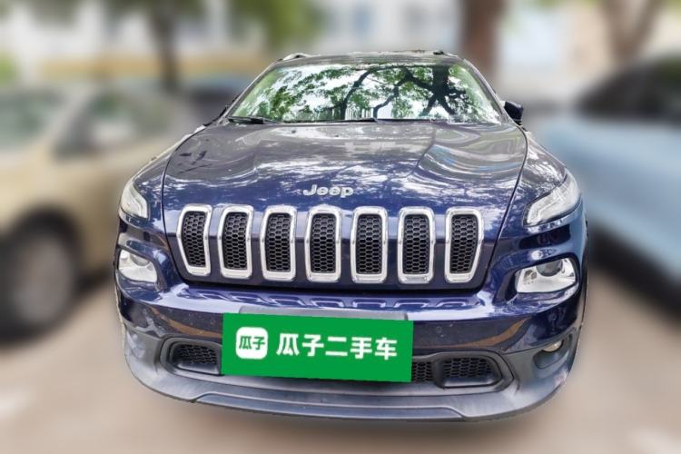 Used Jeep Cherokee 2016 2.0L Smart Version Front
