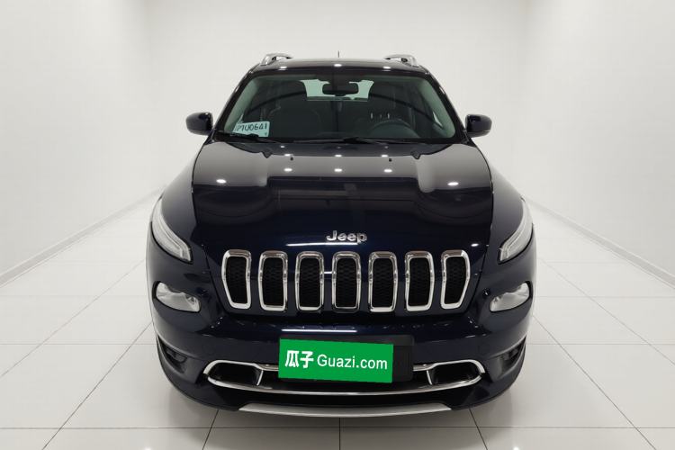 Used Jeep Cherokee 2016 2.4L Superior Edition Front