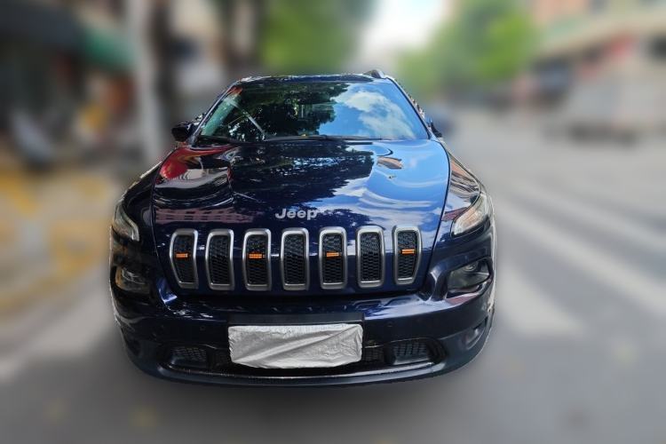 Used Jeep Cherokee 2016 2.4L Professional Smart Version Front