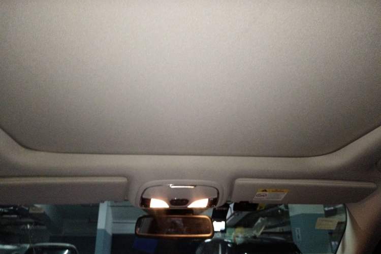 Used Jeep Cherokee 2016 2.0L Superior Edition Headliner